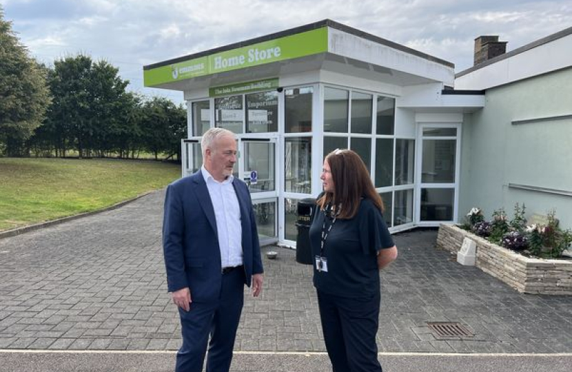 Richard outside Emmaus with CEO, Donna-Louise Cobban